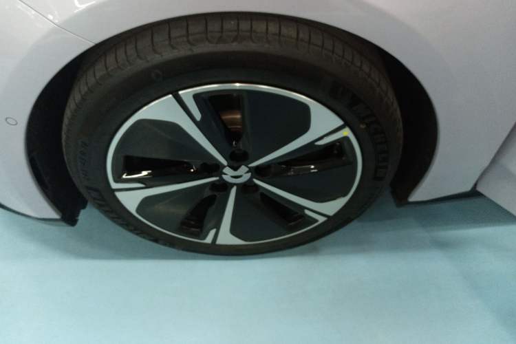 Used Nio ET5T 2025 100kWh Touring Exterior 2
