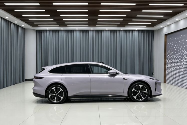Used Nio ET5T 2025 100kWh Touring Exterior 3
