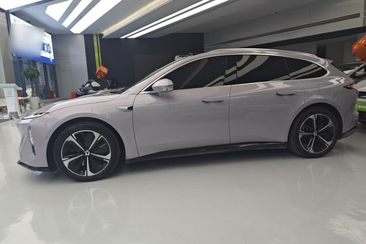 Used Nio ET5T 2025 75 kWh Touring Exterior 3
