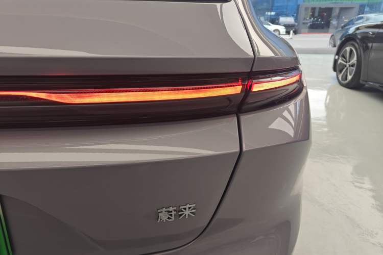 Used Nio ET5T 2025 75 kWh Touring Exterior 6