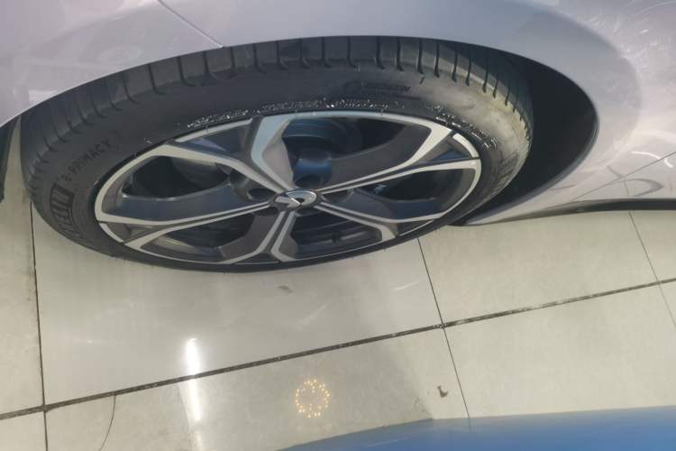 Used Nio ET5T 2025 75 kWh Touring Exterior 7