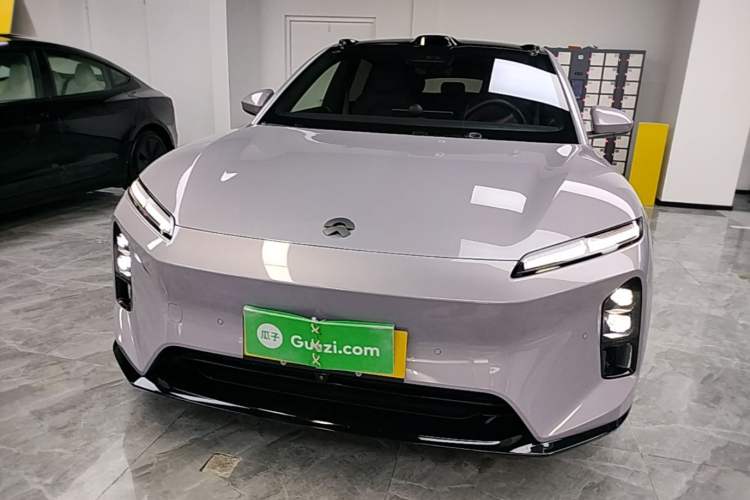 Used Nio ET5T 2025 75 kWh Touring Front