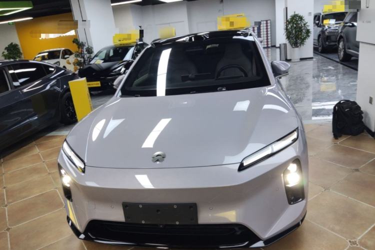 Used Nio ET5T 2025 75 kWh Touring Front