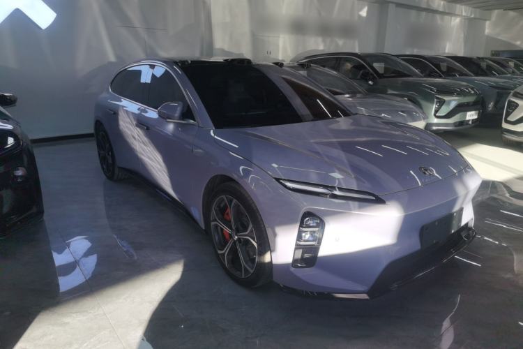 Used Nio ET5T 2025 75 kWh Touring Front Right 45 Deg