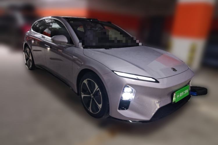 Used Nio ET5T 2025 100kWh Touring Front Right 45 Deg