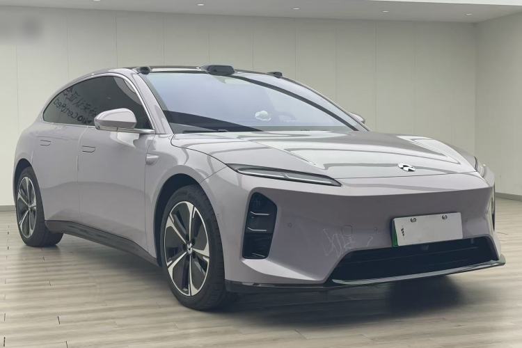 Used Nio ET5T 2025 75 kWh Touring Front Right 45 Deg