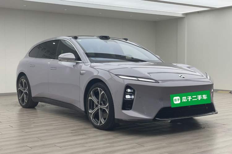 Used Nio ET5T 2025 75 kWh Touring Front Right 45 Deg