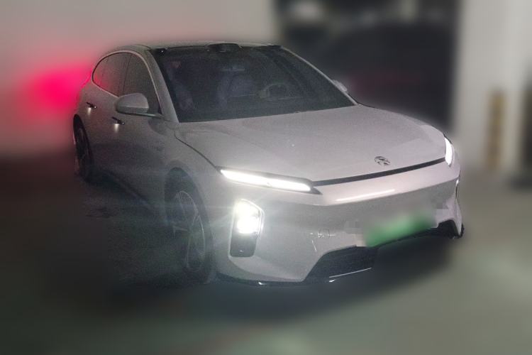 Used Nio ET5T 2025 75 kWh Touring Front Right 45 Deg