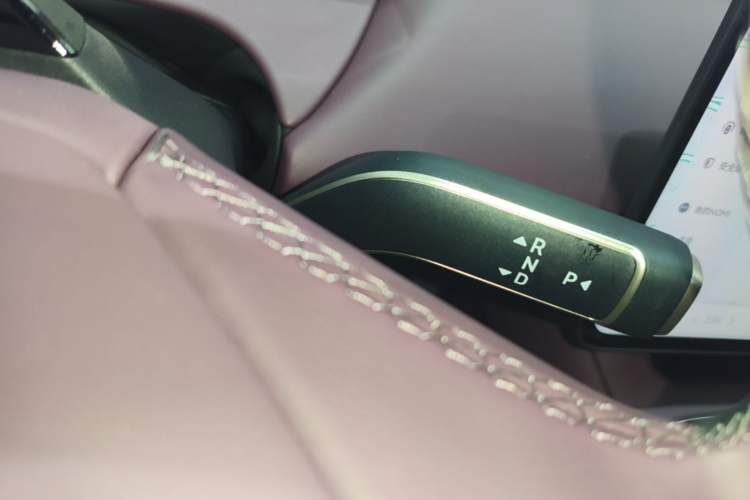 Used Nio ET5T 2025 Model Remote Sky Limited Edition 100kWh Touring Gear Lever