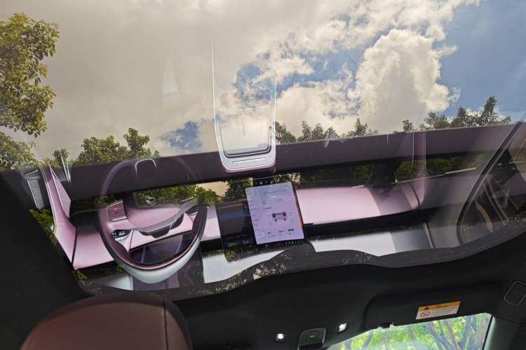 Used Nio ET5T 2025 75 kWh Touring Headliner