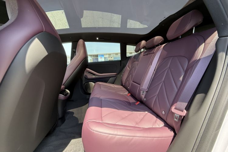 Used Nio ET5T 2025 100kWh Touring Interior 2