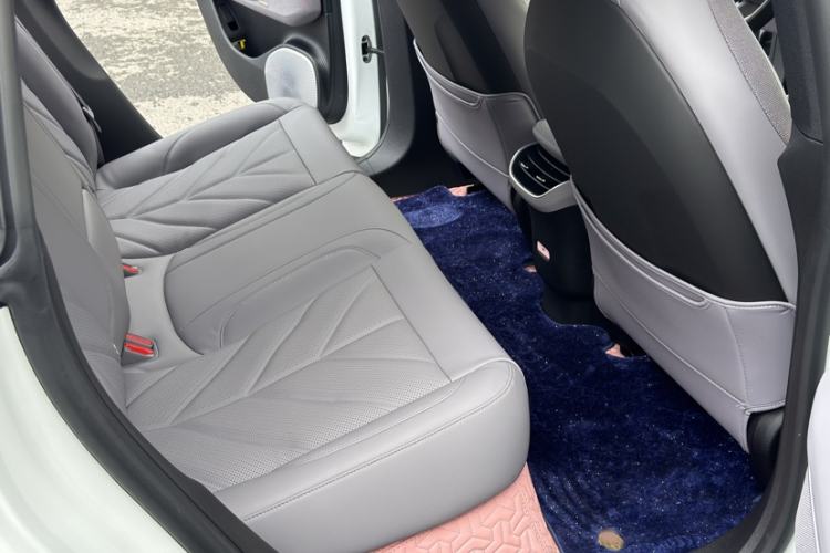Used Nio ET5T 2025 75 kWh Touring Interior 2