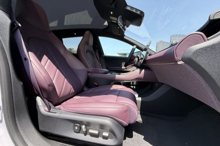 Used Nio ET5T 2025 100kWh Touring Interior 3