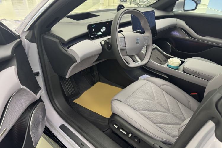 Used Nio ET5T 2025 100kWh Touring Interior 3