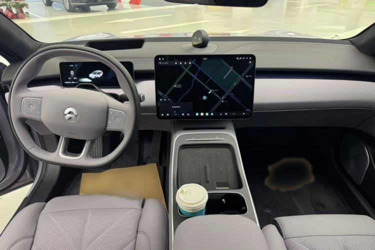 Used Nio ET5T 2025 100kWh Touring Interior 4