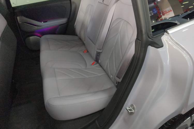 Used Nio ET5T 2025 100kWh Touring Interior 4
