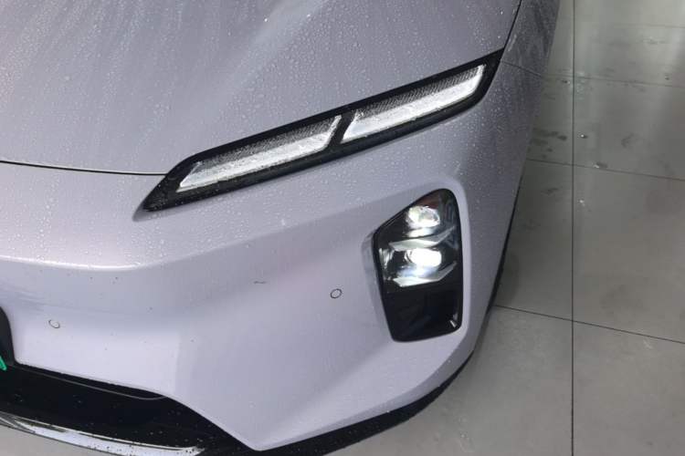 Used Nio ET5T 2025 Model Remote Sky Limited Edition 100kWh Touring Left Front Headlight