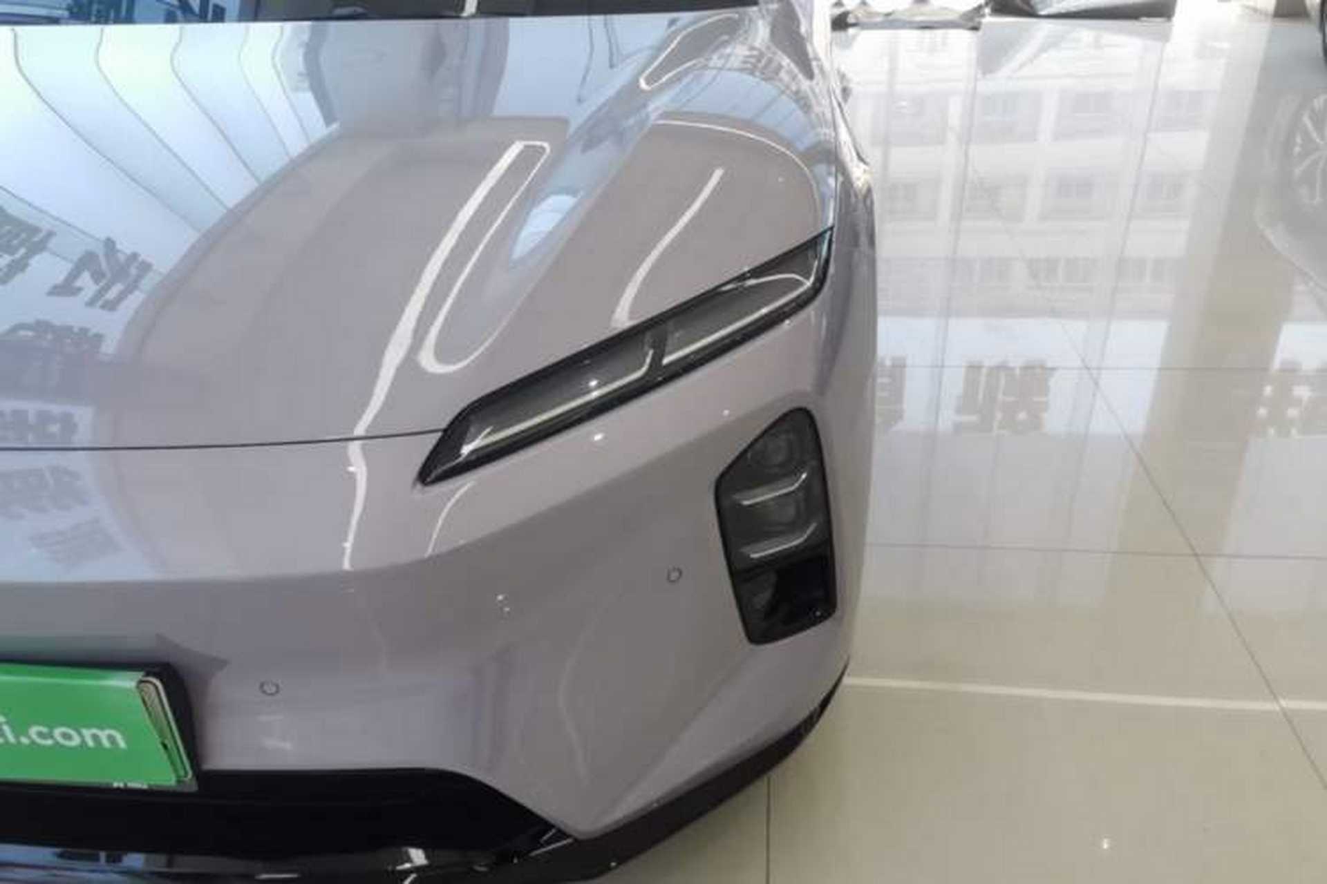 Used Nio ET5T 2025 75 kWh Touring Left Front Headlight