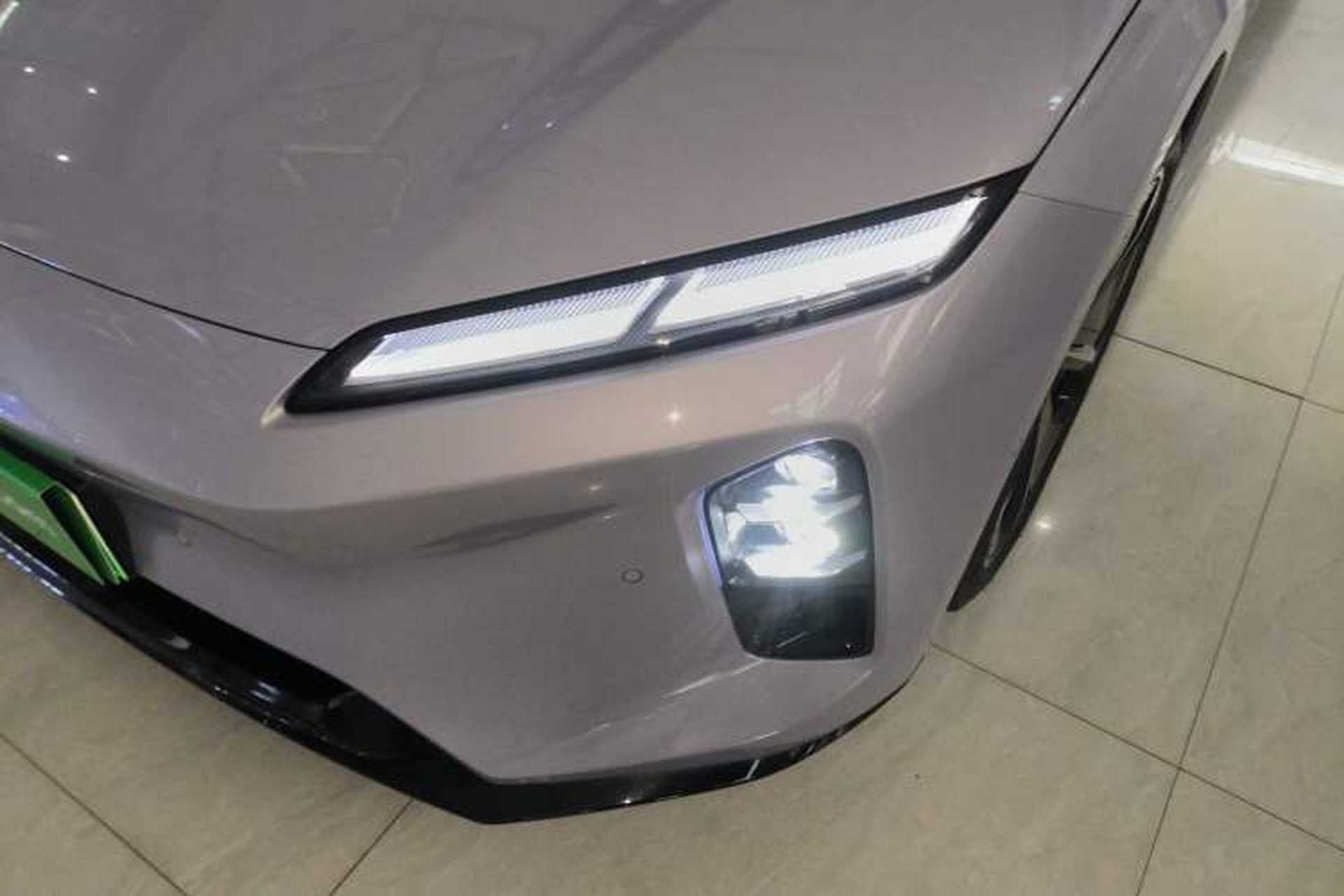 Used Nio ET5T 2025 75 kWh Touring Left Front Headlight
