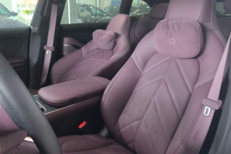 Used Nio ET5T 2025 Model Remote Sky Limited Edition 100kWh Touring Left Front Seat