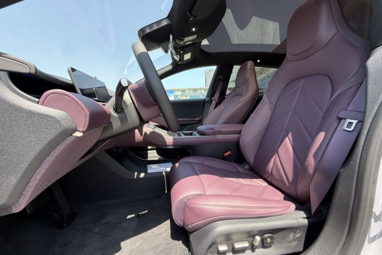 Used Nio ET5T 2025 100kWh Touring Left Front Seat