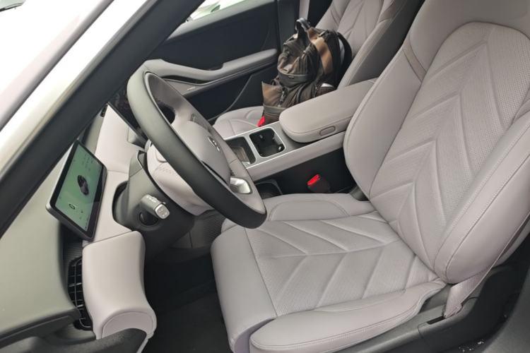 Used Nio ET5T 2025 75 kWh Touring Left Front Seat