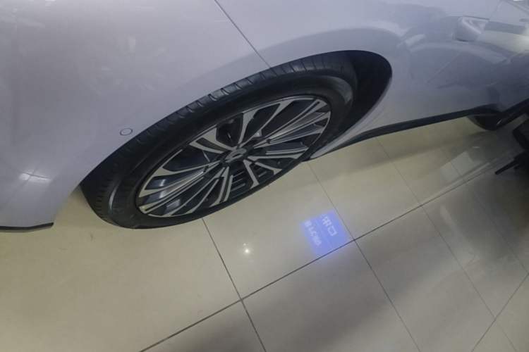 Used Nio ET5T 2025 100kWh Touring Left Front Wheel Hub
