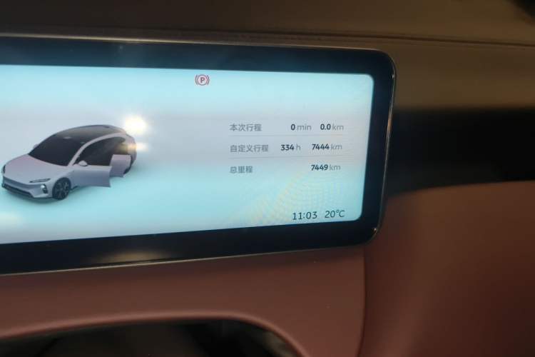 Used Nio ET5T 2025 75 kWh Touring Odometer Close Up