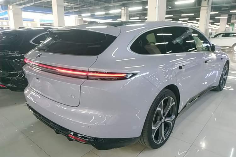 Used Nio ET5T 2025 75 kWh Touring Rear Right 45 Deg
