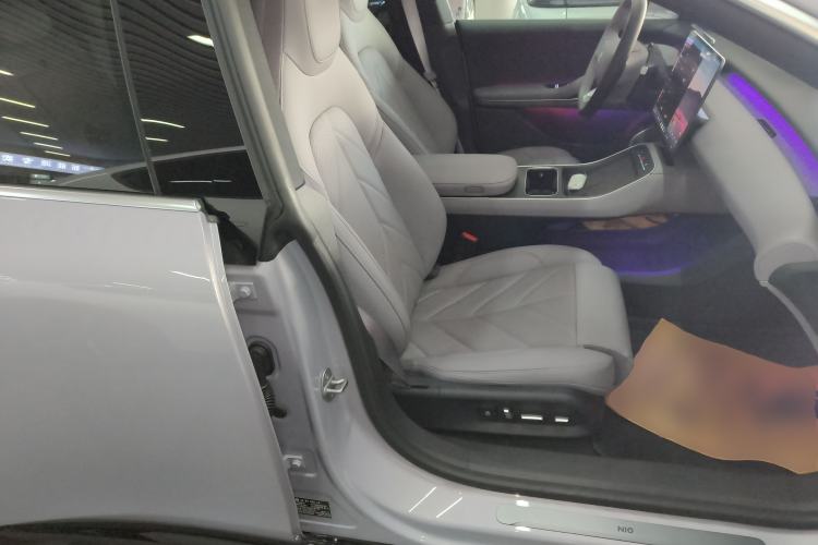 Used Nio ET5T 2025 100kWh Touring Right Front Seat
