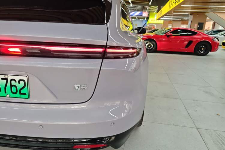 Used Nio ET5T 2025 75 kWh Touring Right Rear Taillight
