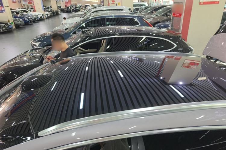 Used Nio ET5T 2025 75 kWh Touring Roof
