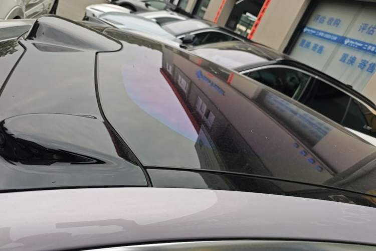 Used Nio ET5T 2025 75 kWh Touring Roof