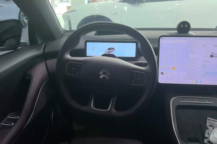 Used Nio ET5T 2025 75 kWh Touring Steering Wheel