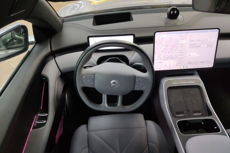 Used Nio ET5T 2025 75 kWh Touring Steering Wheel