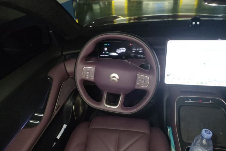 Used Nio ET5T 2025 75 kWh Touring Steering Wheel