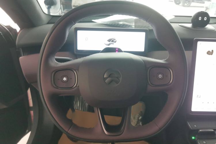 Used Nio ET5T 2025 75 kWh Touring Steering Wheel