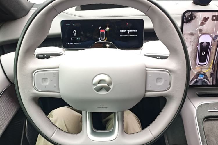 Used Nio ET5T 2025 75 kWh Touring Steering Wheel
