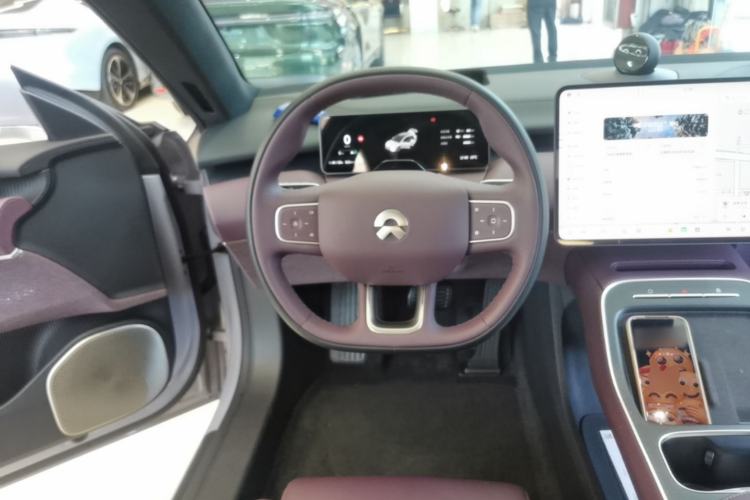 Used Nio ET5T 2025 75 kWh Touring Steering Wheel
