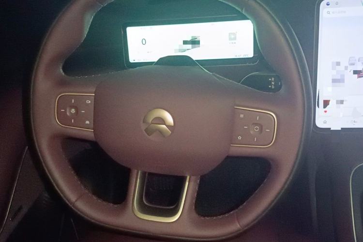 Used Nio ET5T 2025 75 kWh Touring Steering Wheel