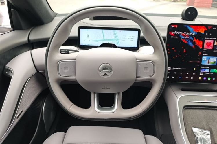 Used Nio ET5T 2025 75 kWh Touring Steering Wheel