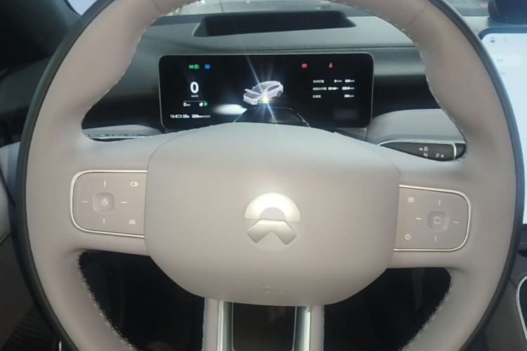 Used Nio ET5T 2025 100kWh Touring Steering Wheel