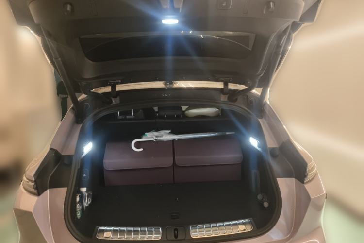 Used Nio ET5T 2025 75 kWh Touring Trunk