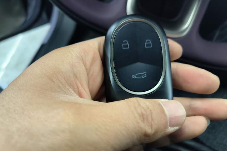 Used Nio ET5T 2025 75 kWh Touring Vehicle Key