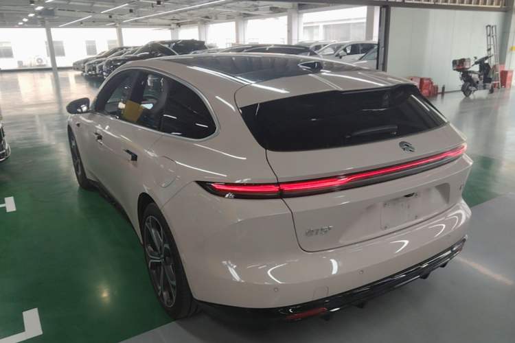 Used Nio ET5T 2025 75 kWh Touring Rear Left 45 Deg