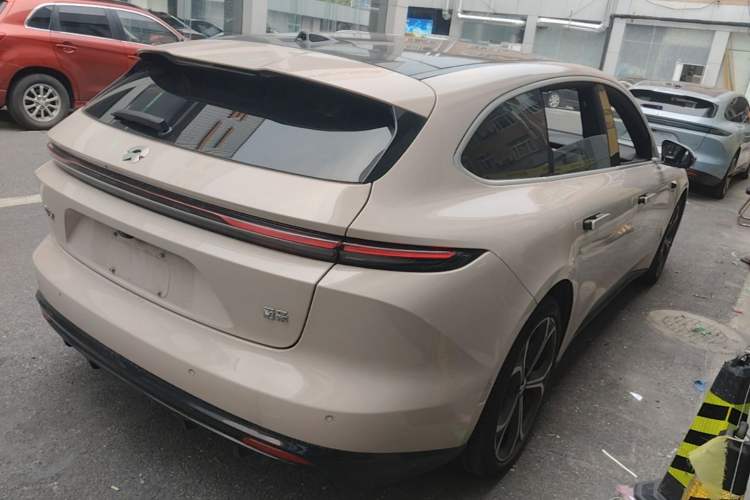 Used Nio ET5T 2025 75 kWh Touring Rear Right 45 Deg
