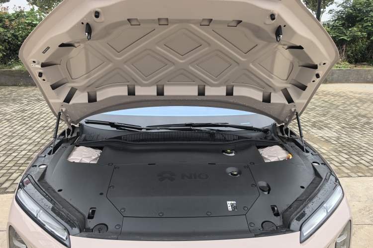 Used Nio ET5T 2025 75 kWh Touring Engine Bay