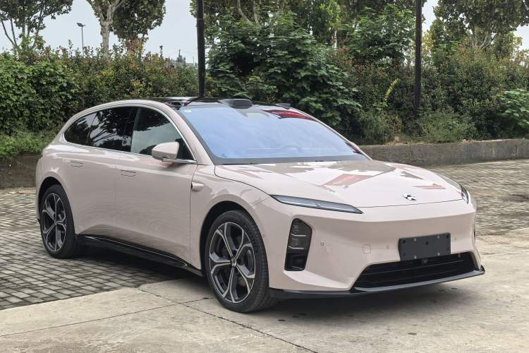Used Nio ET5T 2025 75 kWh Touring Exterior 3