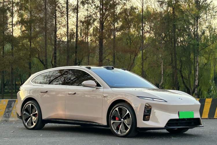Used Nio ET5T 2025 75 kWh Touring Exterior 4