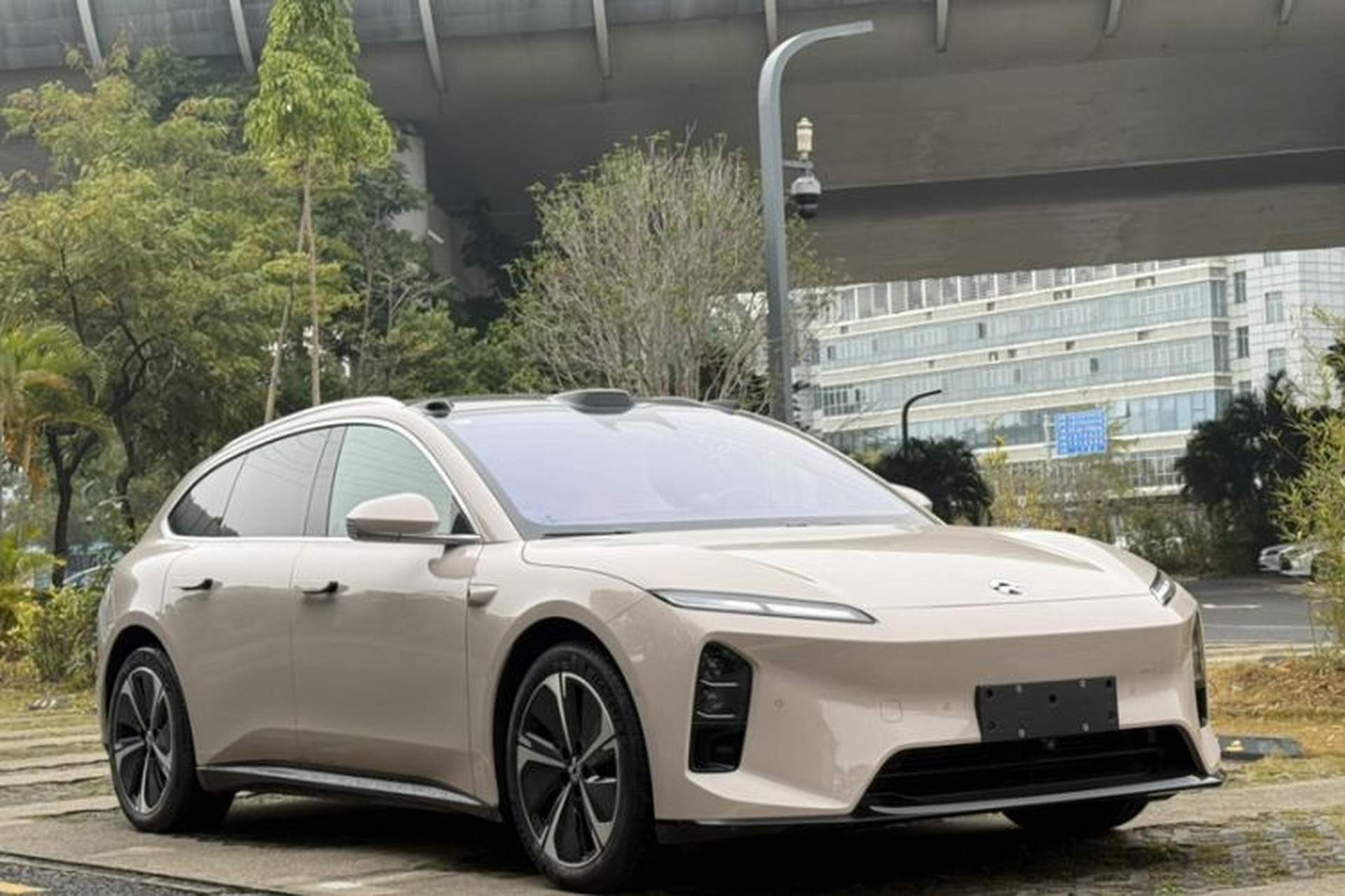 Used Nio ET5T 2025 100kWh Touring Exterior 8